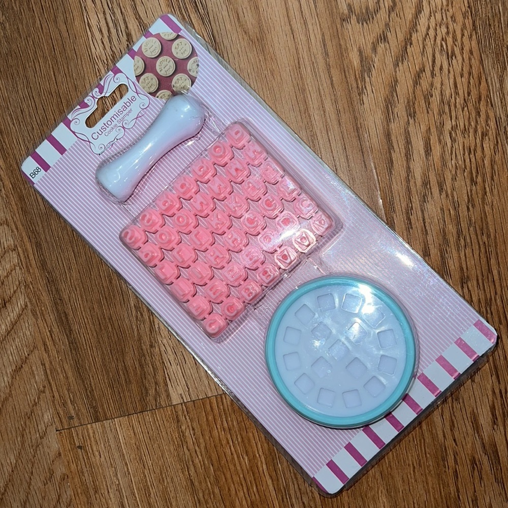 Customizable Cookie Stamper